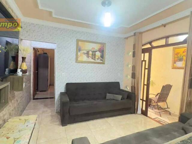 #99 - Casa para Venda em Carapicuíba - SP - 2